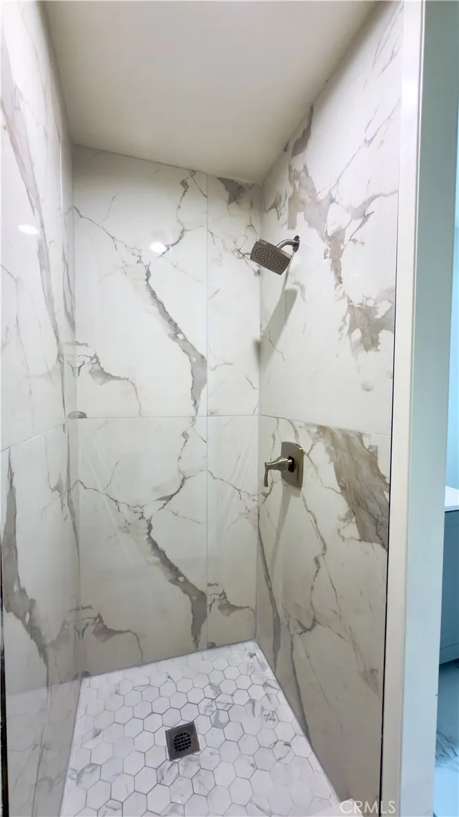 9041 Stacie 12, Anaheim, California 92804 home-pic-17